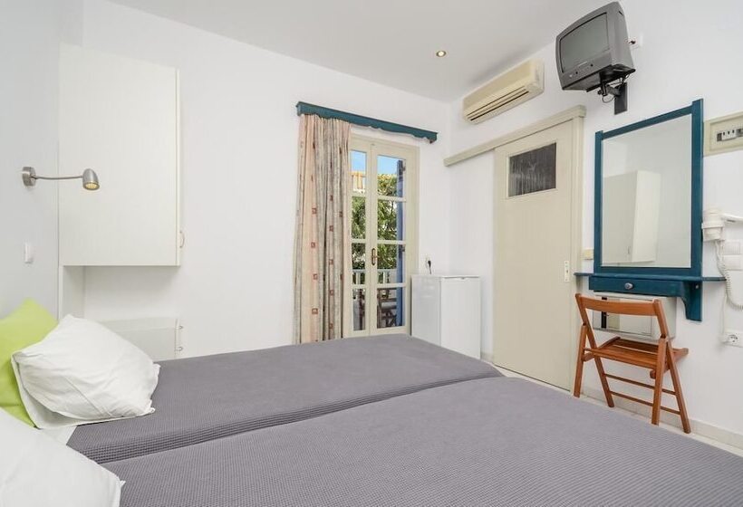 חדר בסיסי, Windmill Naxos