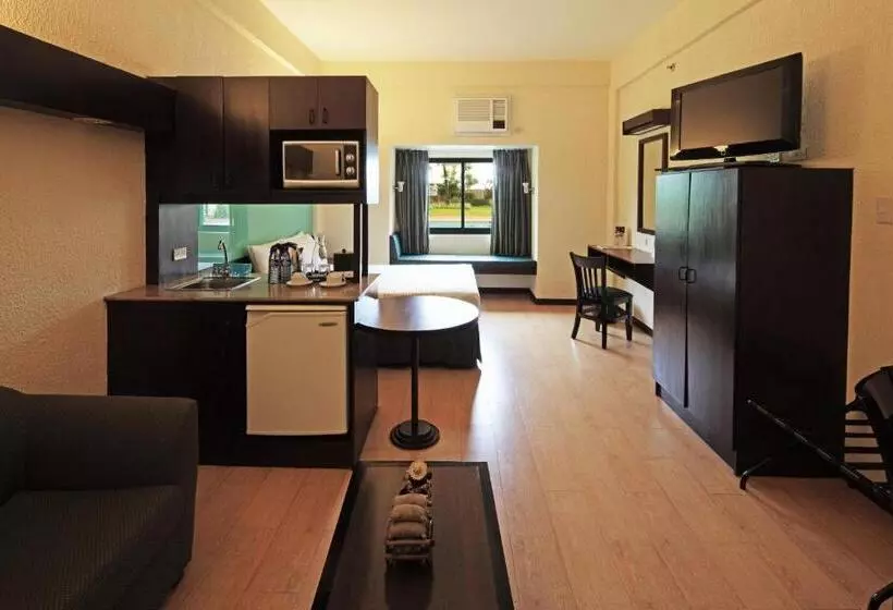 スイート, Microtel By Wyndham Cabanatuan