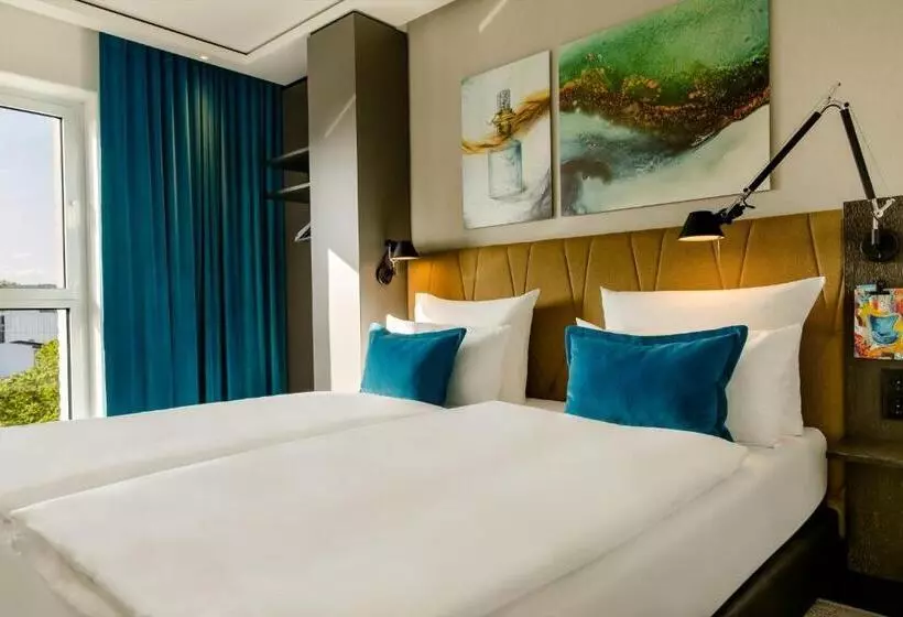 キングサイズベッドのスタンダードルーム, Motel One Köln Waidmarkt