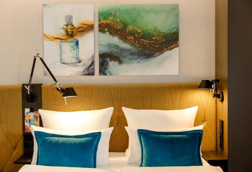 Стандартный Номер Кровать Кинг, Motel One Köln Waidmarkt