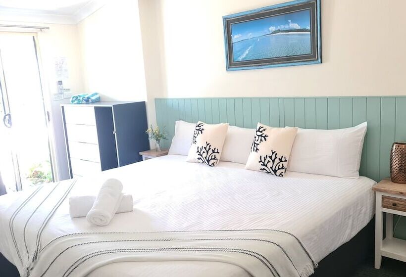 חדר סטנדרט, The Carmel Yamba