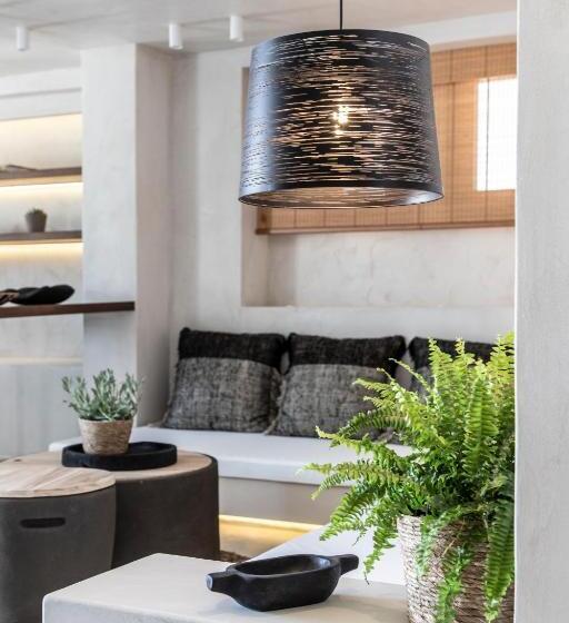 套房配有游泳池, The Sand Suites   Adults Only