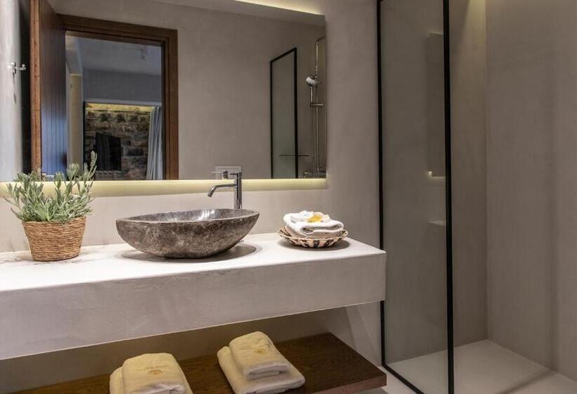 带按摩浴缸和海景的套房, The Sand Suites   Adults Only