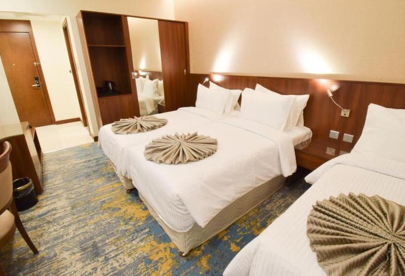 חדר סטנדרט לשלושה, Emaar Elite