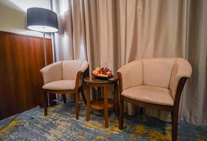 StandaardKamer, Emaar Elite