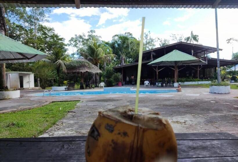 חדר דלוקס, Karupa Amazonas