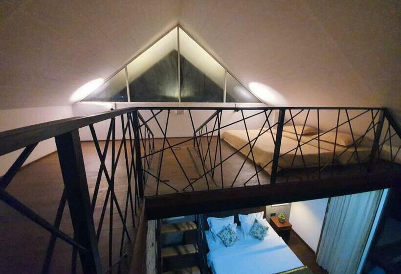 ویلای لوکس 1 خوابه, Del’s Haven