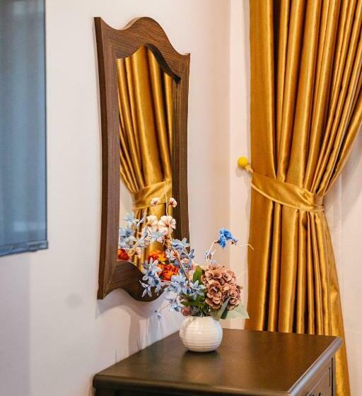 اتاق استاندارد سه نفره, Minh Chau Hotel & Coffee