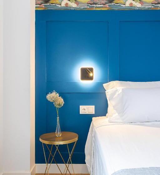 2 Bedroom Family Apartment with Terrace, Caleyro Boutique Apartments   Parking Incluido