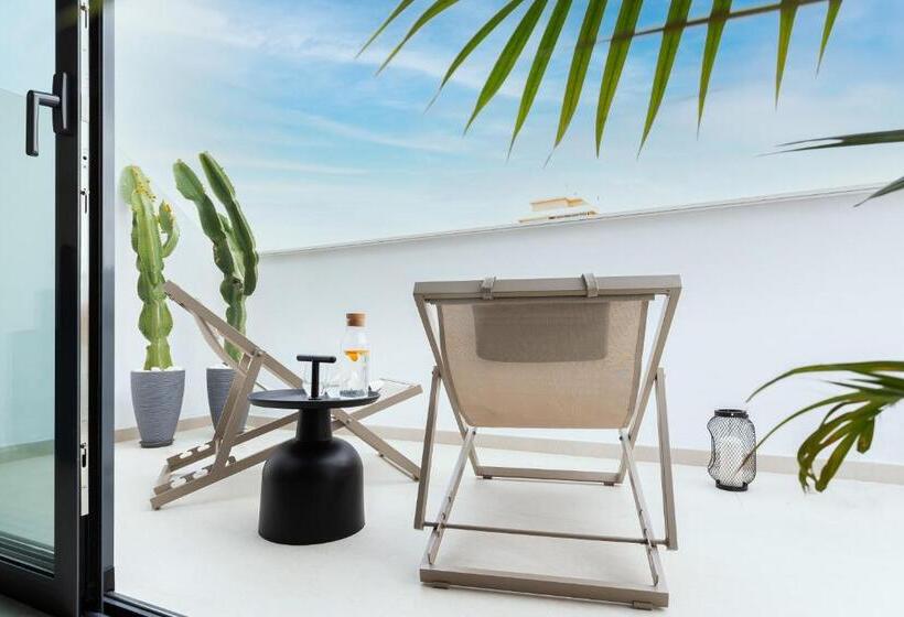 ペントハウス２ベッドルームアパート, Caleyro Boutique Apartments   Parking Incluido