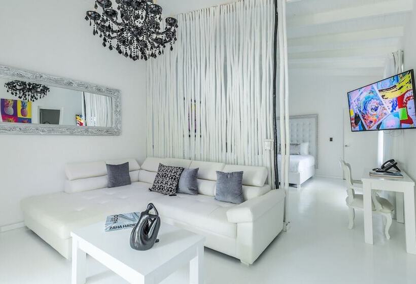 سوییت با چشمانداز دریا, Gigi Brown Beachfront Santa Teresa