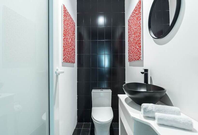 سوییت با چشمانداز باغ, Gigi Brown Beachfront Santa Teresa