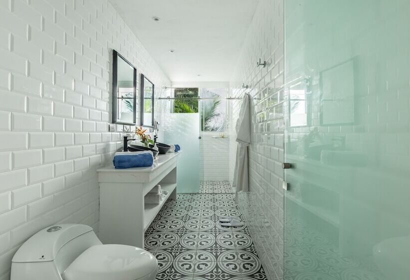 سوییت با چشمانداز باغ, Gigi Brown Beachfront Santa Teresa