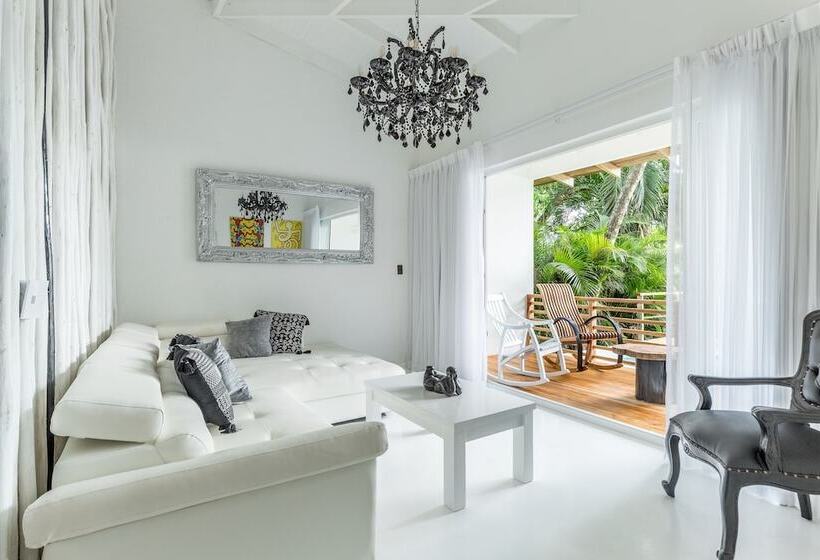 سوییت با چشمانداز دریا, Gigi Brown Beachfront Santa Teresa