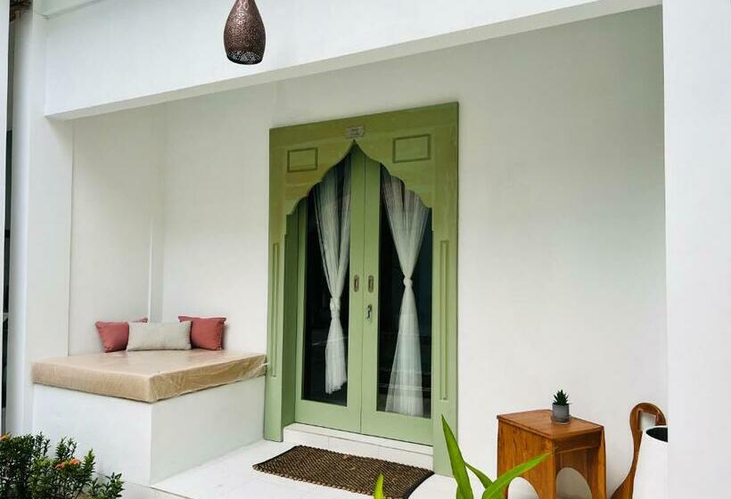 חדר סטנדרט נוף לבריכה, Naia Lombok