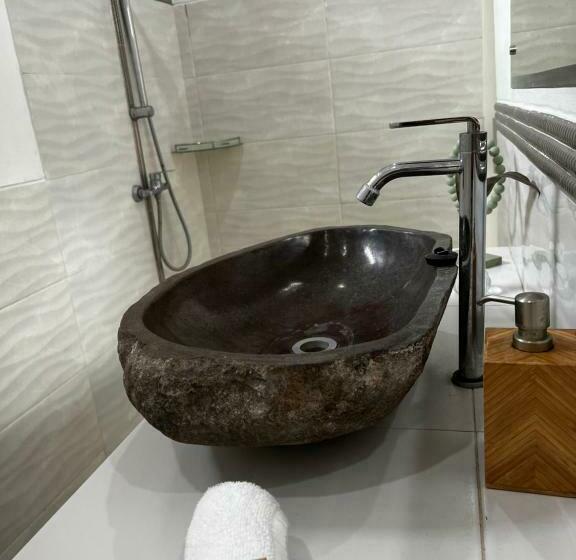 חדר סטנדרט נוף לבריכה, Naia Lombok