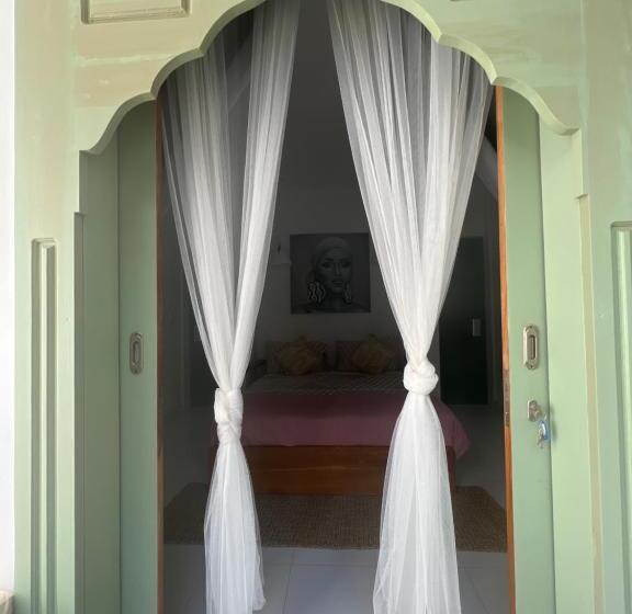 חדר סטנדרט, Naia Lombok