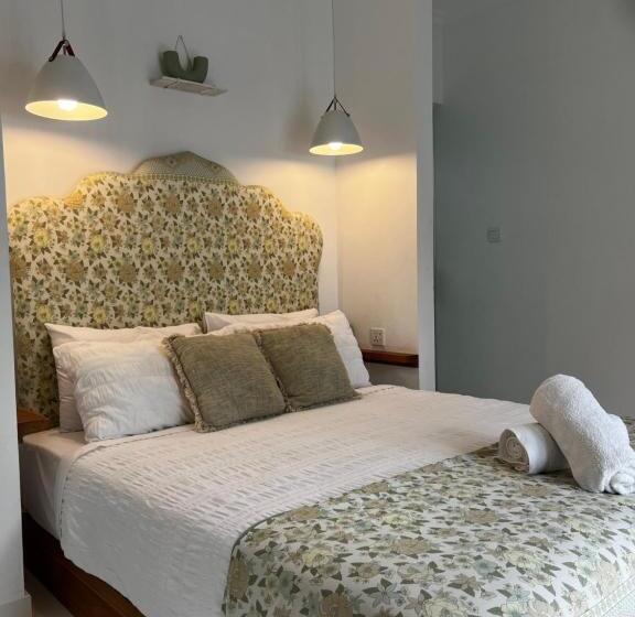 Quarto Estandar, Naia Lombok