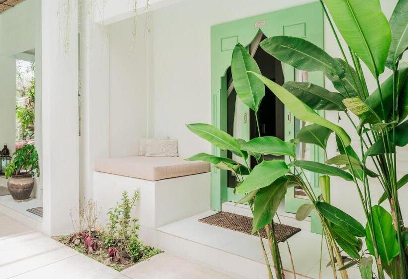 חדר סטנדרט נוף לבריכה, Naia Lombok