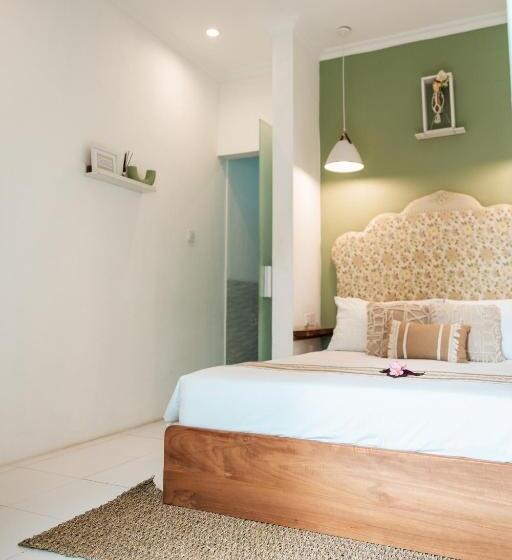 חדר סטנדרט נוף לבריכה, Naia Lombok