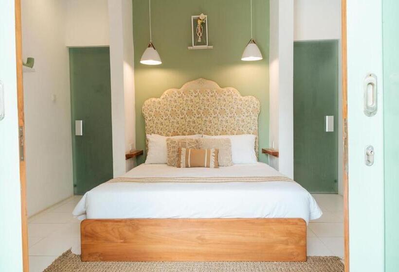 חדר סטנדרט נוף לבריכה, Naia Lombok