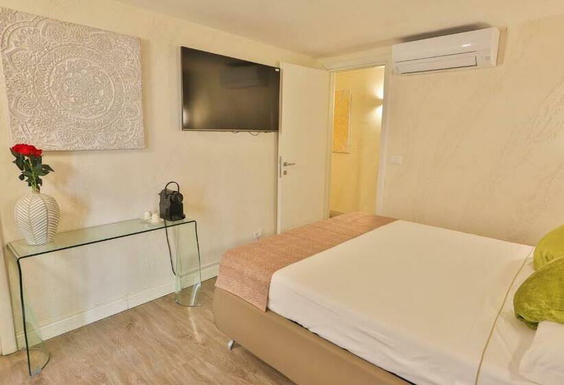اتاق سوپریور, Grottini Luxury Suites ~ Pantheon