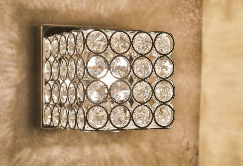 اتاق لوکس با بالکن, Grottini Luxury Suites ~ Pantheon