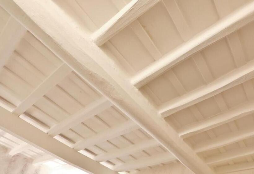 سوییت لوکس, Grottini Luxury Suites ~ Pantheon