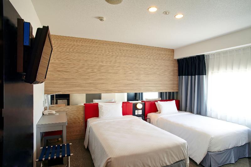 Номер Стандарт, Comfort Inn Naha Tomari Port