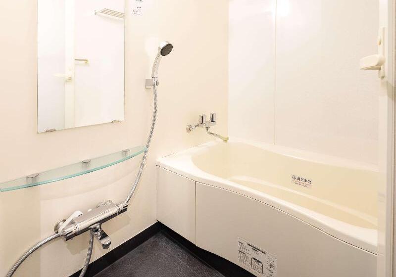 Номер Стандарт, Comfort Inn Naha Tomari Port