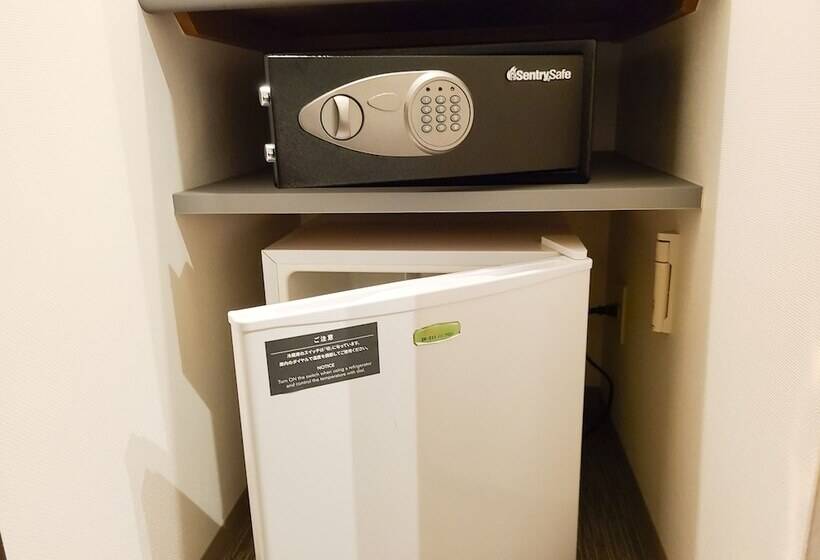 Номер Стандарт, Comfort Inn Naha Tomari Port