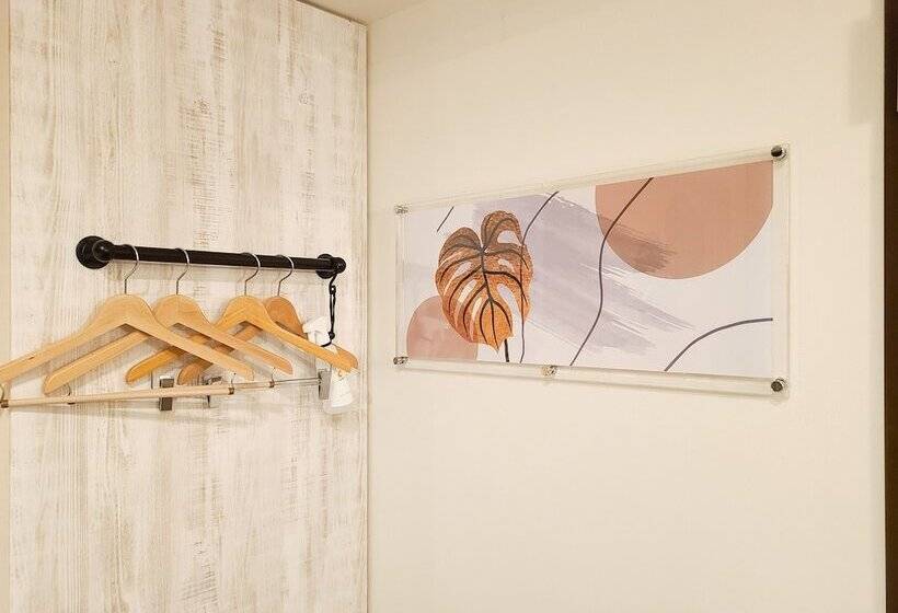 Номер Стандарт, Comfort Inn Naha Tomari Port