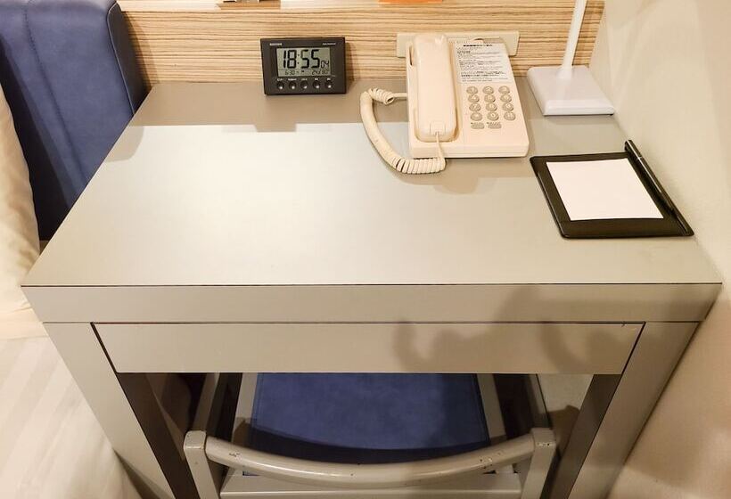 Номер Стандарт, Comfort Inn Naha Tomari Port