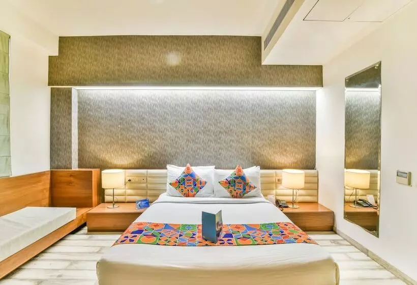 デラックスルーム, Fabhotel Prime Sage