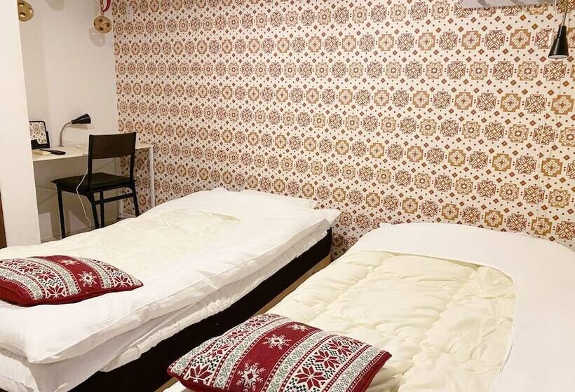 חדר סופריור, Mikado