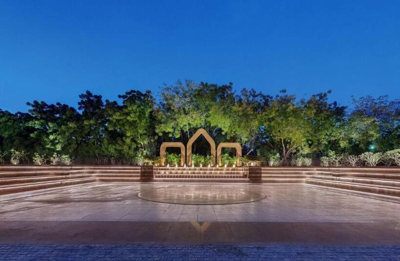 וילת חדר שינה 1 עם גינה, Radisson Hotel Kandla