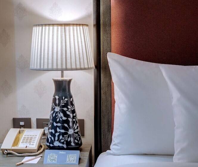 חדר אקזקיוטיב, Radisson Hotel Kandla