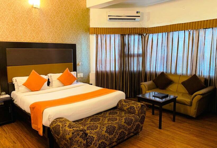 Chambre Deluxe, Ambassador