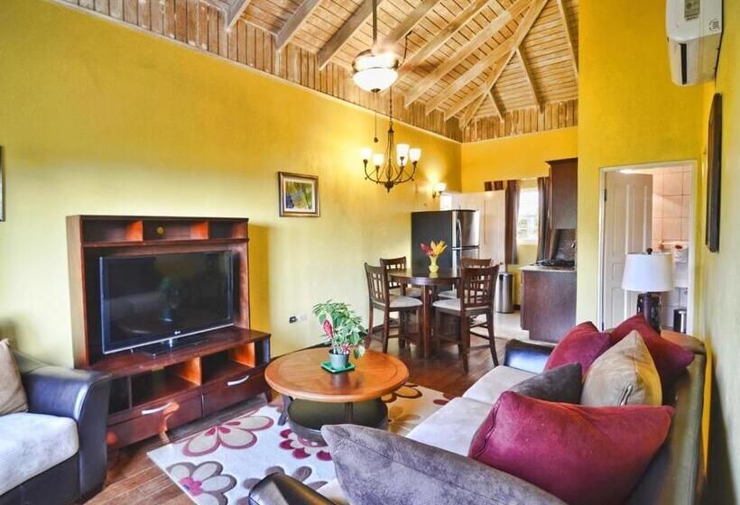 سوییت سوپریور, Tropical Lagoon Resort