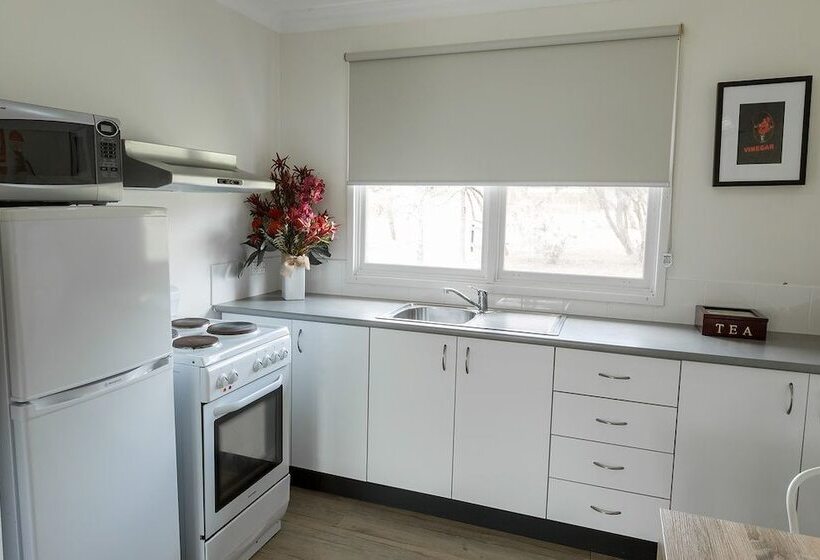 ویلای 2 خوابه, Pokolbin Village Estate