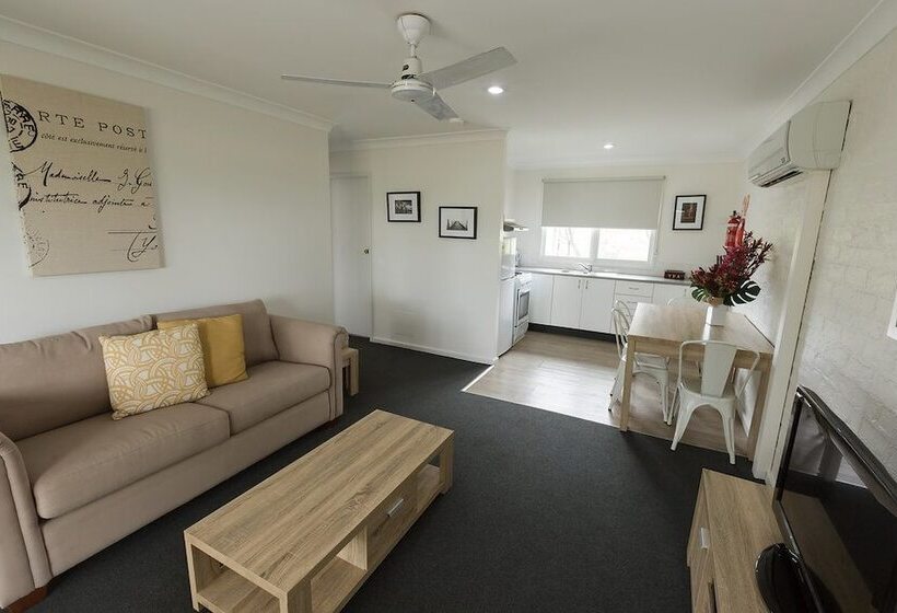 ویلای 2 خوابه, Pokolbin Village Estate