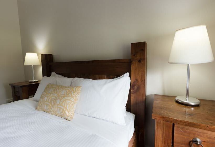 ویلای 3 خوابه, Pokolbin Village Estate