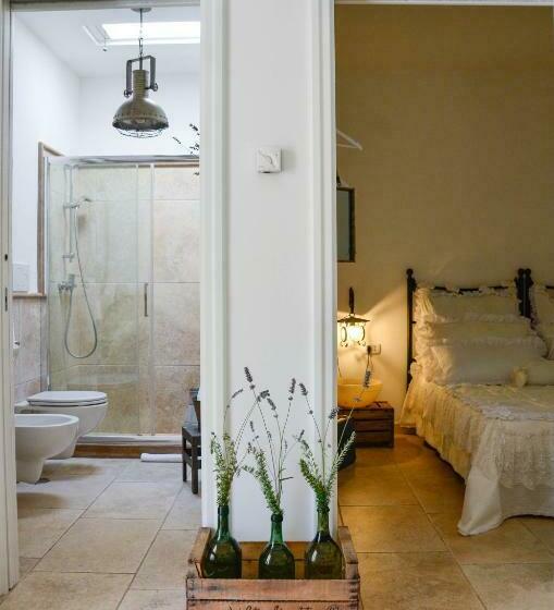 شقة غرفة واحدة, Cortebbianca