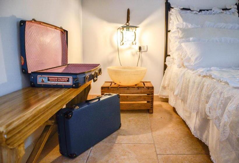 شقة غرفة واحدة, Cortebbianca