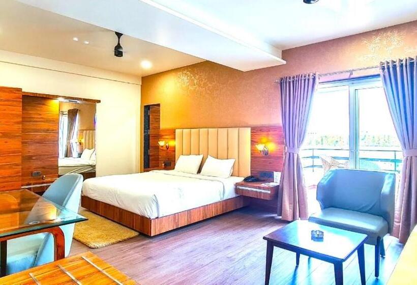 اتاق استاندارد با تخت بزرگ, Royal Cliff Hotel & Resorts