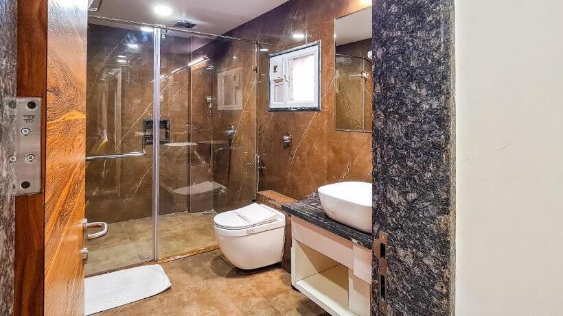 اتاق سوپریور با تخت بزرگ, Royal Cliff Hotel & Resorts