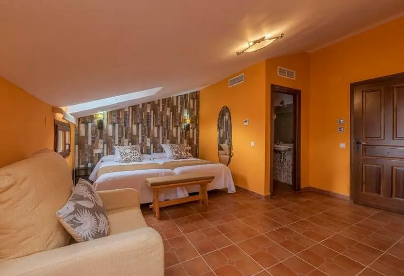 スタンダードルーム, Hostal El Griel No Disponemos De Recepción Física