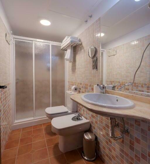 家庭间, Hostal El Griel No Disponemos De Recepción Física