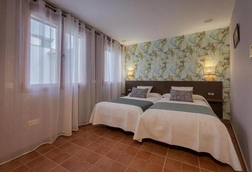身障者適用スタンダードルーム, Hostal El Griel No Disponemos De Recepción Física