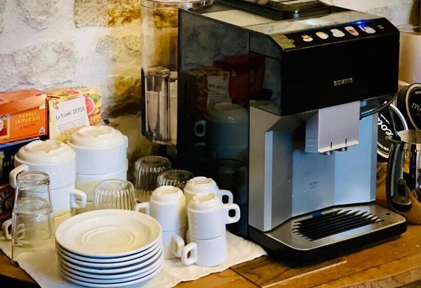 트리플 클래식 룸, Manoir Saint Pierre